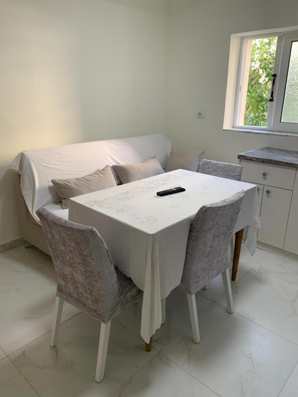 Angjelo Apartments ساراندا الغرفة الصورة